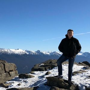 Meet your Posher, Ethan